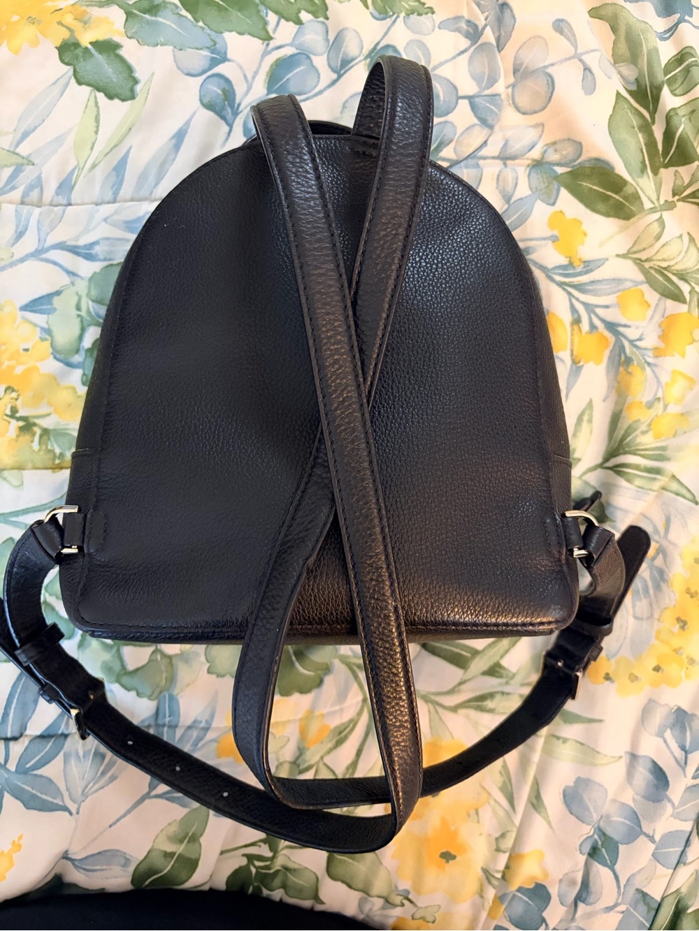 kate spade black leather mini backpack with gold logo - Picture 3 of 7